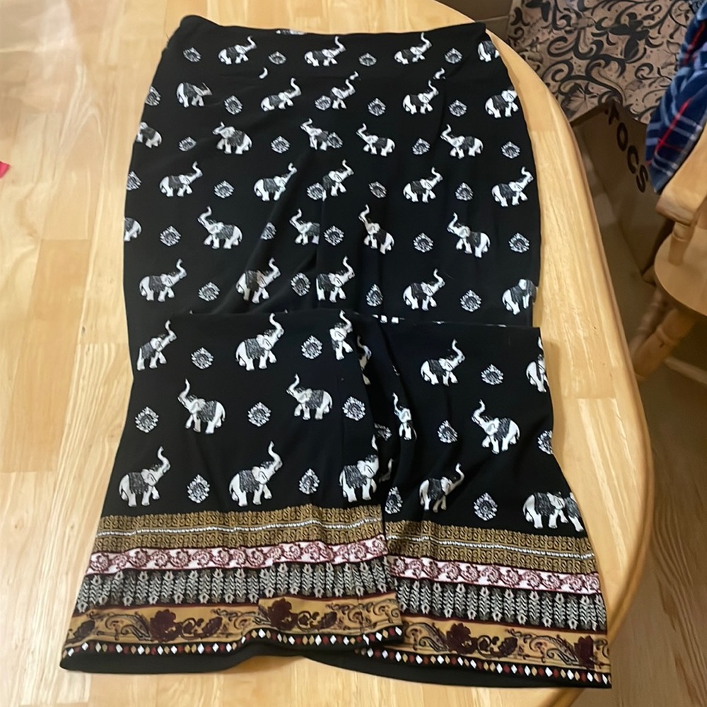 Mudd stretchy pants with elephant design!